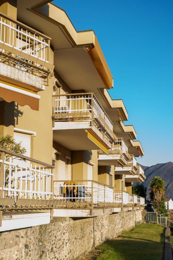 Casa Vacanze Heidi Vista Lago Verbania Ngoại thất bức ảnh